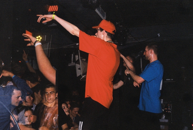 16 Bounder 2, Storm club, Opak Dissu